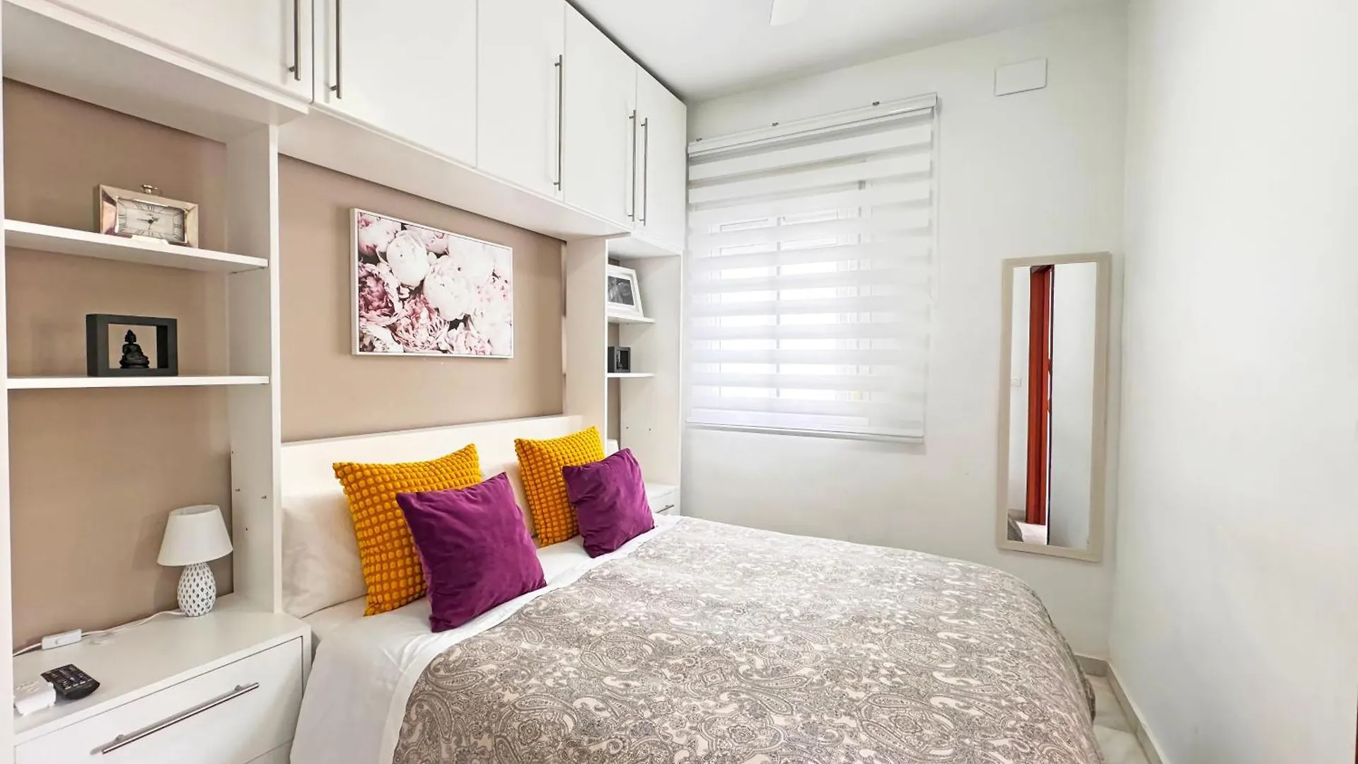Atico Con Terraza Privada Apartment Seville 0*,  Spain