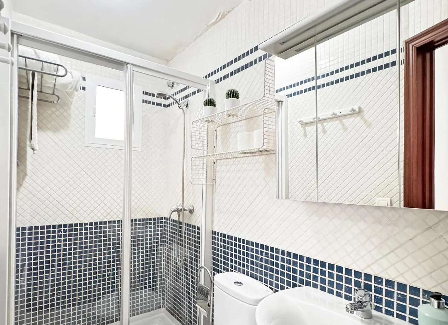 Atico Con Terraza Privada Apartment Seville